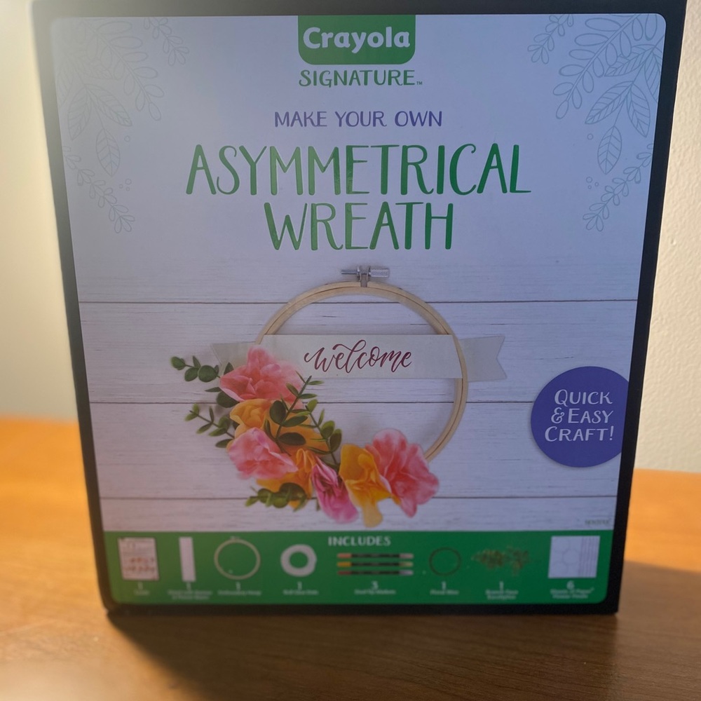 Crayola signature asymmetrical wreath